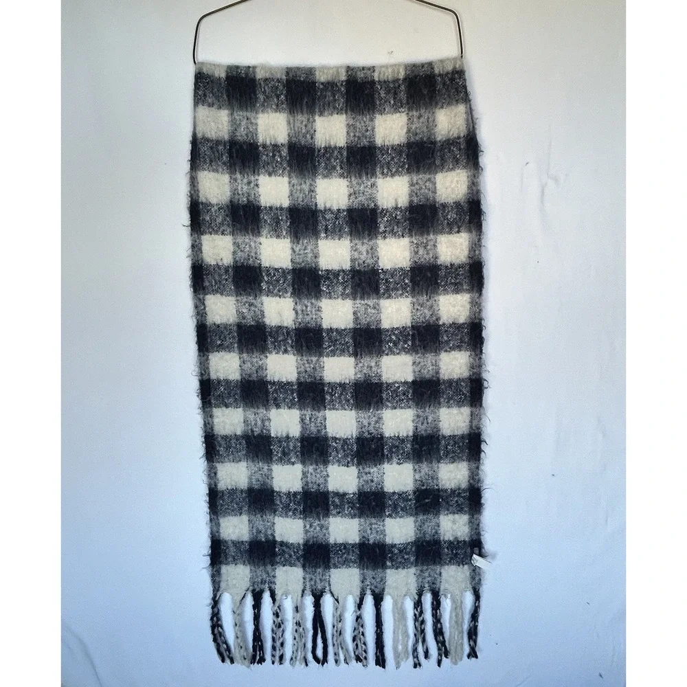 Aerie Women's Scarf Oversized Blanket Blue Cream Plaid Fringe One Size Soft